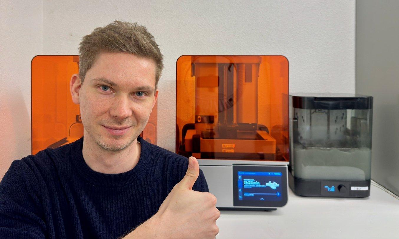 Dr. Kreimer with the Form 4B 3D printer