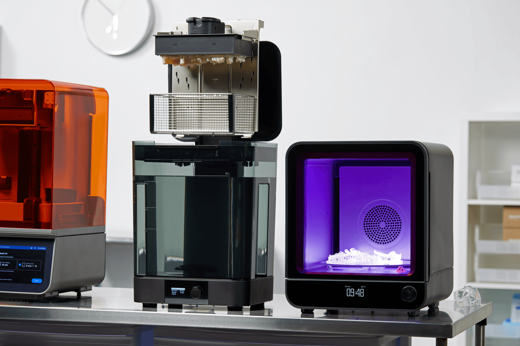 Post-Cure Models in 60 Seconds With the Blazing Fast Form Cure (2nd Generation)