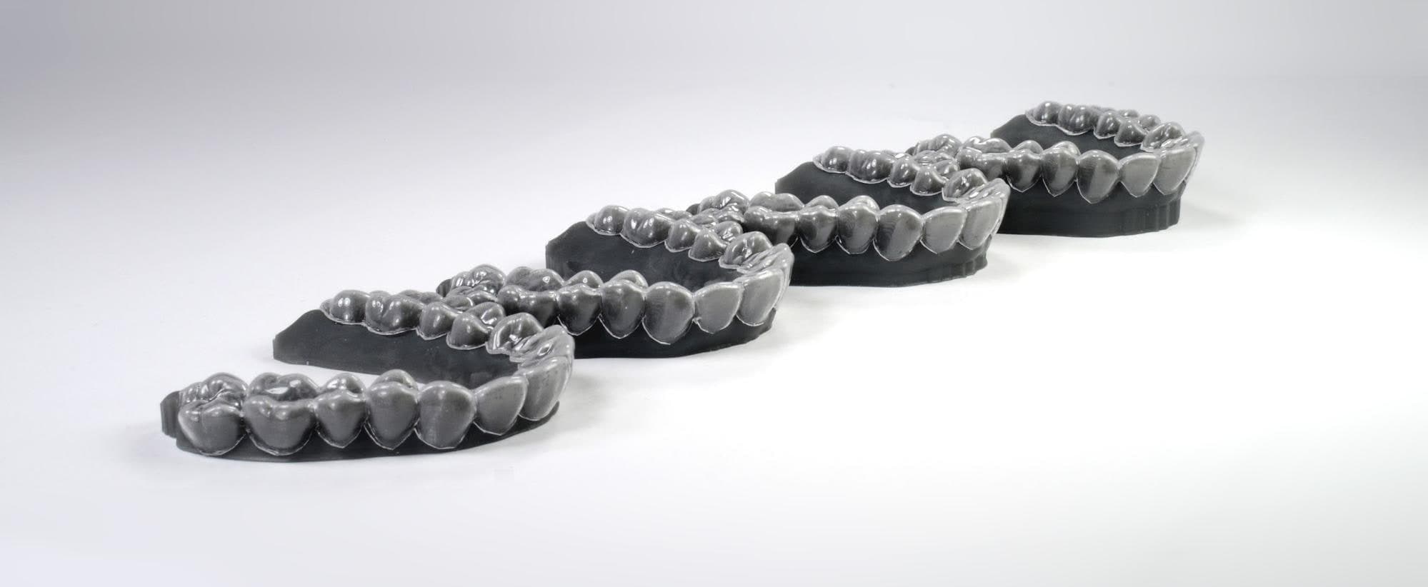 Cupping and Hollow Models