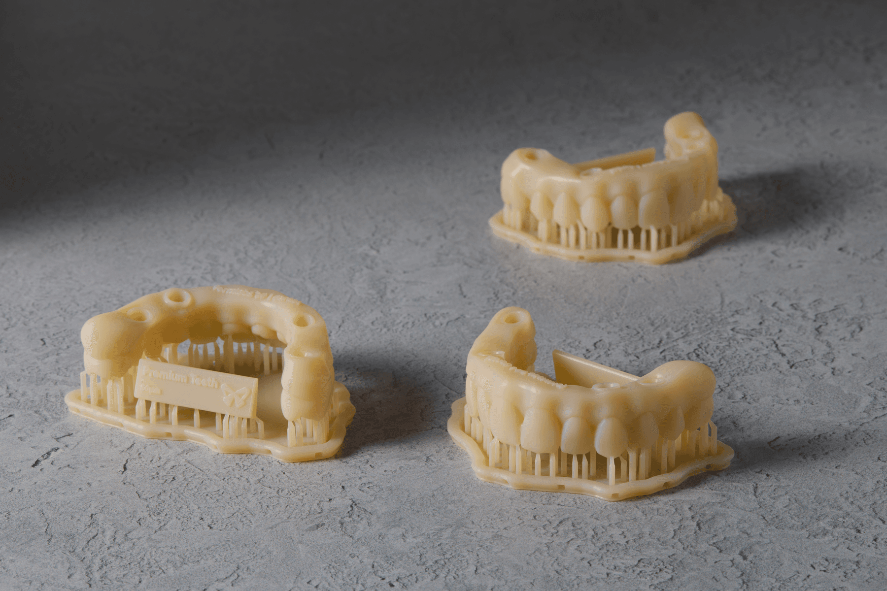 Three sample parts in Premium Teeth Resin