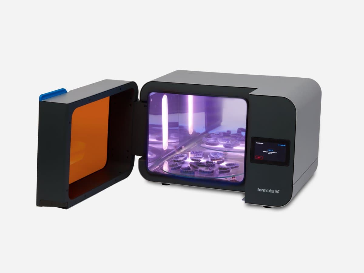 Form Cure L - Post-polymérisation rapide et intense