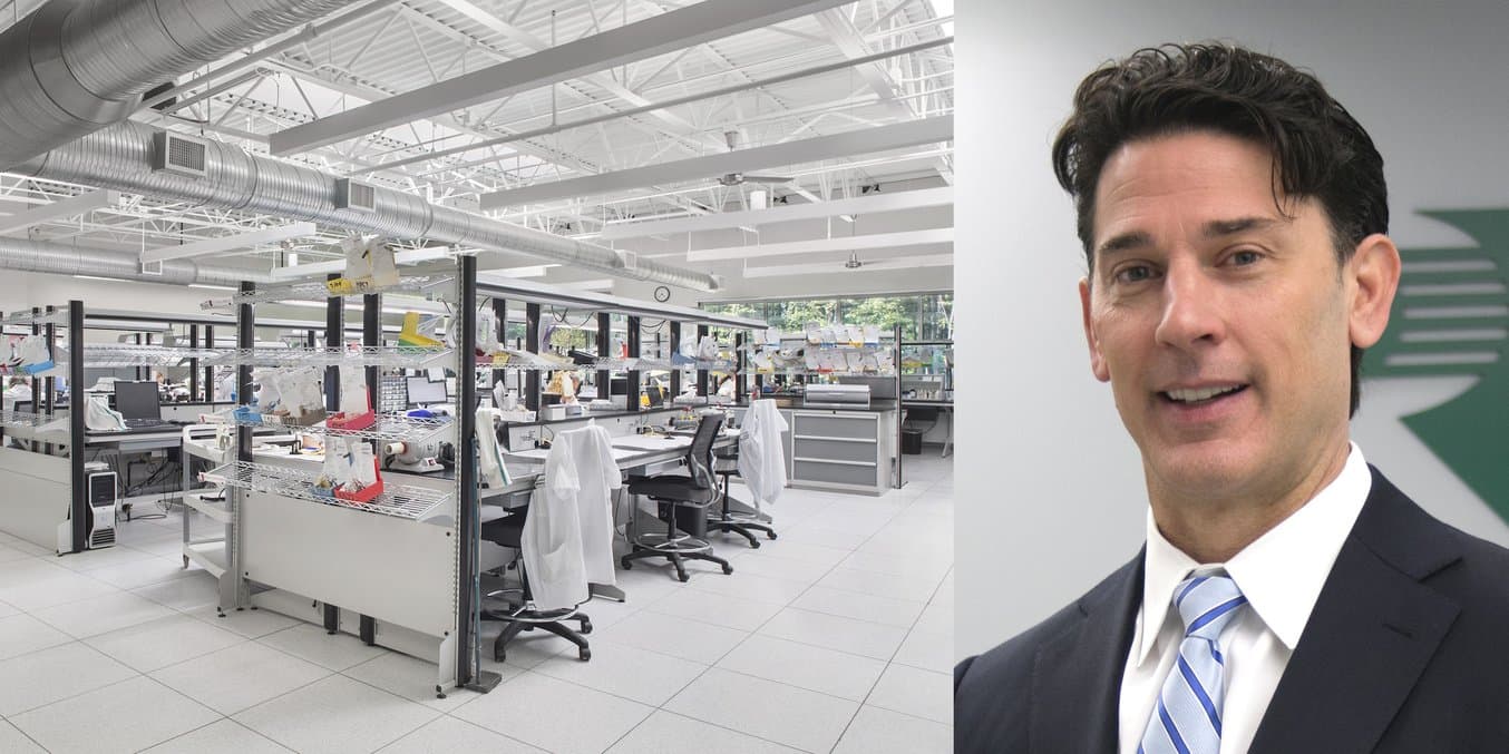 (A sinistra) Il ROE Dental Laboratory, situato a Independence, in Ohio, è uno dei più grandi laboratori odontotecnici degli Stati Uniti.(A destra) BJ Kowalski, presidente di ROE Dental.